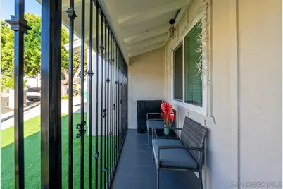  2458 Calle Tortuosa, San Diego, CA 92139 - Photo 6
