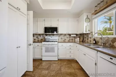  42292 Corte Villosa, Temecula, CA 92592 - Photo 24