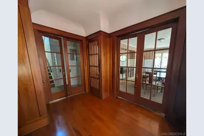  2561 Albatross St, San Diego, CA 92101 - Photo 4