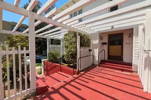 2561 Albatross St, San Diego, CA 92101 - Photo 2