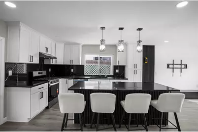 10385 Cheviot, San Diego, CA 92126 - Photo 2