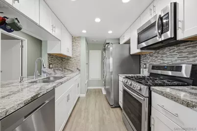  2055 Lakeridge #301, Chula Vista, CA 91913 - Photo 14