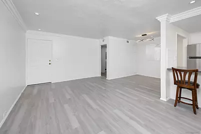  5125 Fontaine Street #105, Del Cerro, CA 92120 - Photo 4