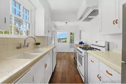  2417 Arista Ct, San Diego, CA 92103 - Photo 22