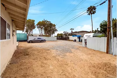  1465 Neptune Avenue, Encinitas, CA 92024 - Photo 16