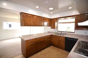 6137 Arno Dr, San Diego, CA 92120 - Photo 14
