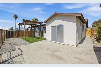  313 San Dimas Ave, Oceanside, CA 92057 - Photo 24