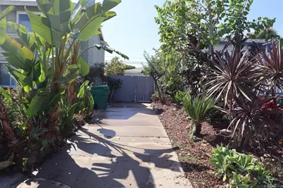  2328 Lucerne Drive, San Diego, CA 92106 - Photo 2