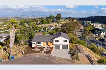  103 Howell Heights, Escondido, CA 92025 - Photo 8