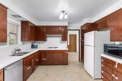 17075 Tesoro, San Diego, CA 92128 - Photo 8