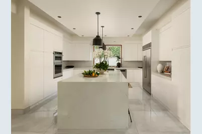  7911 El Paseo Grande, La Jolla, CA 92037 - Photo 16