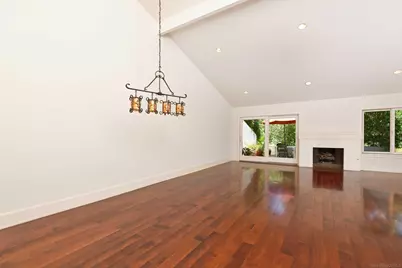  5629 Caminito Isla, La Jolla, CA 92037 - Photo 8