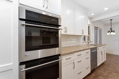  5629 Caminito Isla, La Jolla, CA 92037 - Photo 16