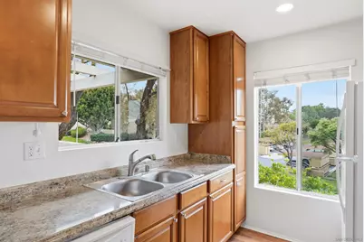  236 Diamond Way #Unit 250, Vista, CA 92083 - Photo 14