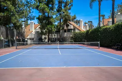  345 N Melrose Dr #H, Vista, CA 92083 - Photo 24
