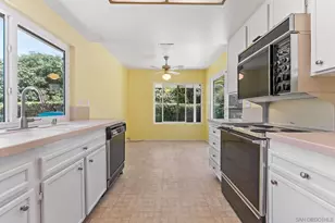 7849 Mission Montana Pl, San Diego, CA 92120 - Photo 8
