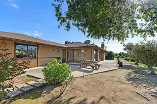 363 Tumble Creek Ln, Fallbrook, CA 92028 - Photo 48