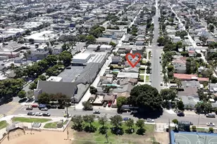 1343 Emerald St, San Diego, CA 92109 - Photo 48