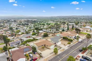 656 Flora Dr, Oceanside, CA 92057 - Photo 22