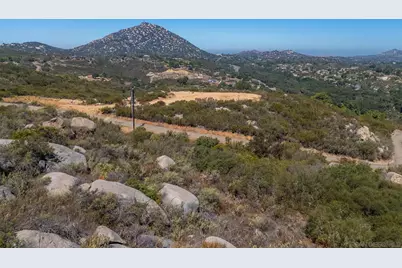  16308 Via Penasco, Ramona, CA 92065 - Photo 8