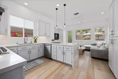  1042 Alexandra Ln, Encinitas, CA 92024 - Photo 12
