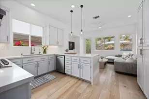 1042 Alexandra Ln, Encinitas, CA 92024 - Photo 12