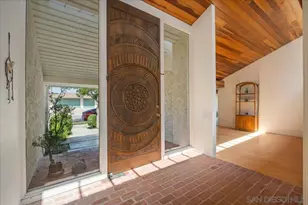 5643 Bloch St, San Diego, CA 92122 - Photo 2