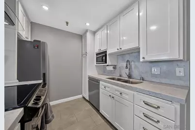  4015 Crown Point Dr. #310, San Diego, CA 92109 - Photo 4