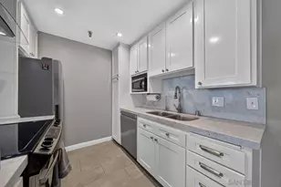 4015 Crown Point Dr, San Diego, CA 92109 - Photo 4