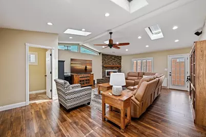  950 Spinel, El Cajon, CA 92021 - Photo 4