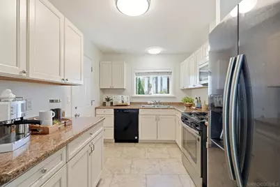  795 Via Callado, Oceanside, CA 92057 - Photo 10