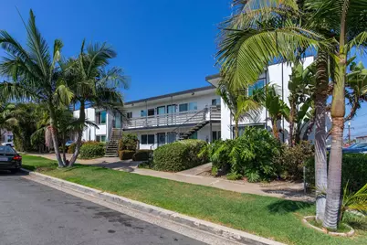  2003 Emerald Street, San Diego, CA 92109 - Photo 2