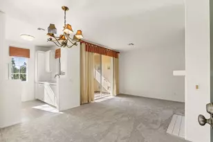 10830 Sabre Hill, San Diego, CA 92128 - Photo 4