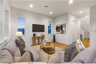 749 Michael Ct, Vista, CA 92081 - Photo 2