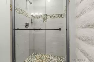 2544 Navarra Dr, Carlsbad, CA 92009 - Photo 22