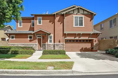  73 Westwind Dr, Tustin, CA 92782 - Photo 2