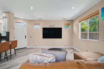  73 Westwind Dr, Tustin, CA 92782 - Photo 8