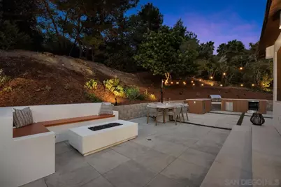  2586 Azure Coast Dr, La Jolla, CA 92037 - Photo 34