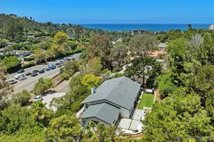 2586 Azure Coast Dr, La Jolla, CA 92037 - Photo 44