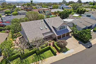 8745 Robinhood Ln, La Jolla, CA 92037 - Photo 12