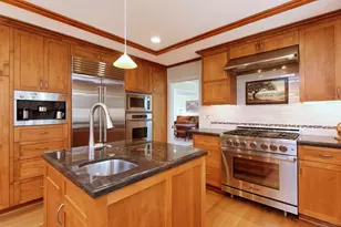 8745 Robinhood Ln, La Jolla, CA 92037 - Photo 6