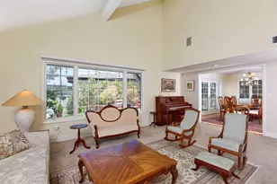 8745 Robinhood Ln, La Jolla, CA 92037 - Photo 2
