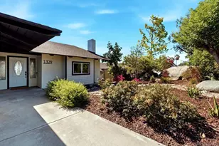 1329 Park Hill Ln, Escondido, CA 92025 - Photo 2