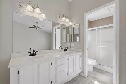  2993 Lexington Circle, Carlsbad, CA 92010 - Photo 14