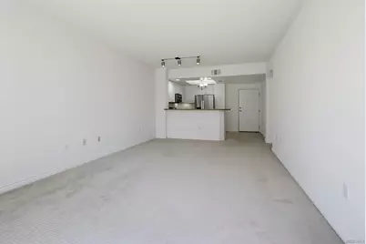  4175 Executive Dr #G205, La Jolla, CA 92037 - Photo 6