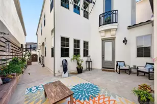 2985 Farragut Rd, San Diego, CA 92106 - Photo 8