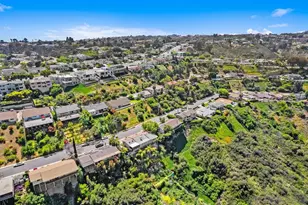 5713 Desert View Dr, La Jolla, CA 92037 - Photo 12