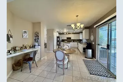  2897 Sunset View, Signal Hill, CA 90755 - Photo 10