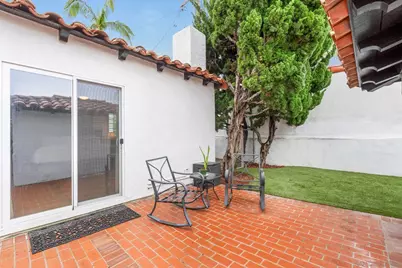  2318 Plum St, San Diego, CA 92106 - Photo 32