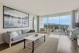 4944 Cass St, San Diego, CA 92109 - Photo 2